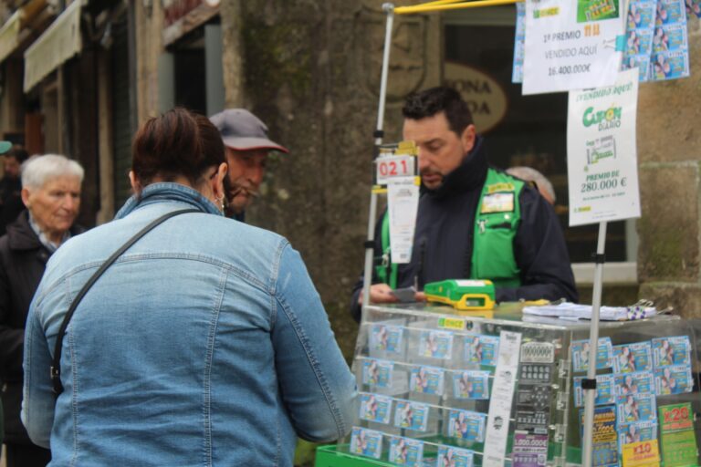 Un cupón da ONCE deixa un premio de 35.000 euros en San Lázaro