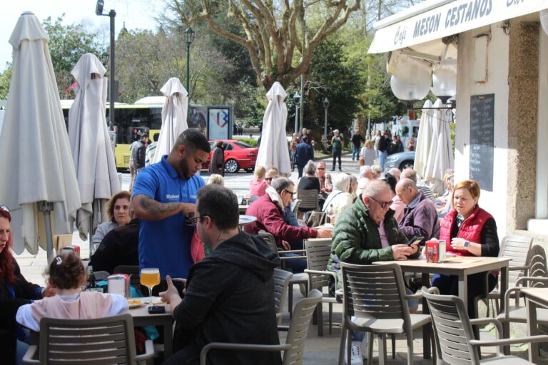 Santiago supera os 100.000 habitantes e lidera o crecemento demográfico na comarca