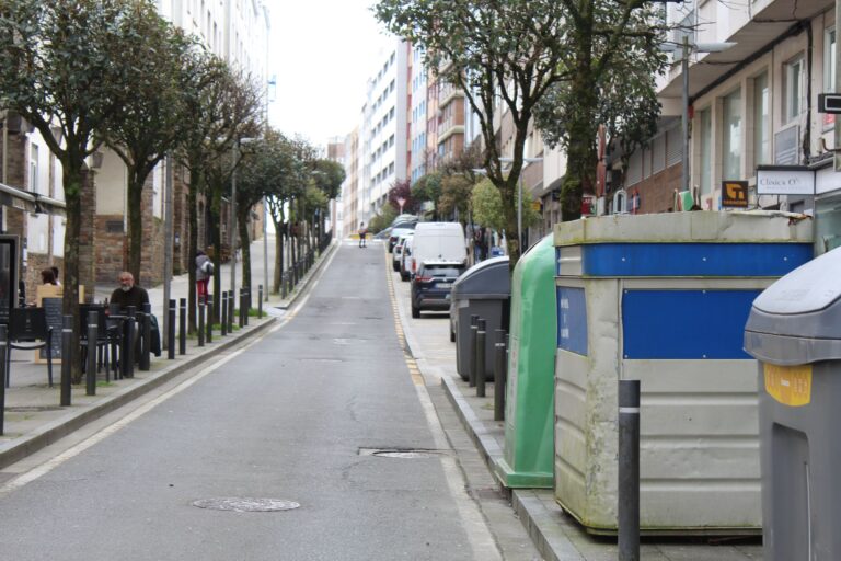 A Policía Nacional investiga a morte dunha muller ao caerlle enriba unha neveira no seu domicilio en Santiago