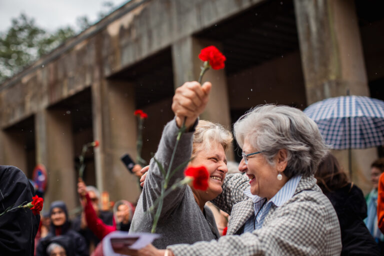 Compostela loa cada 10 de maio o ‘Grândola, Vila Morena’ de José Afonso