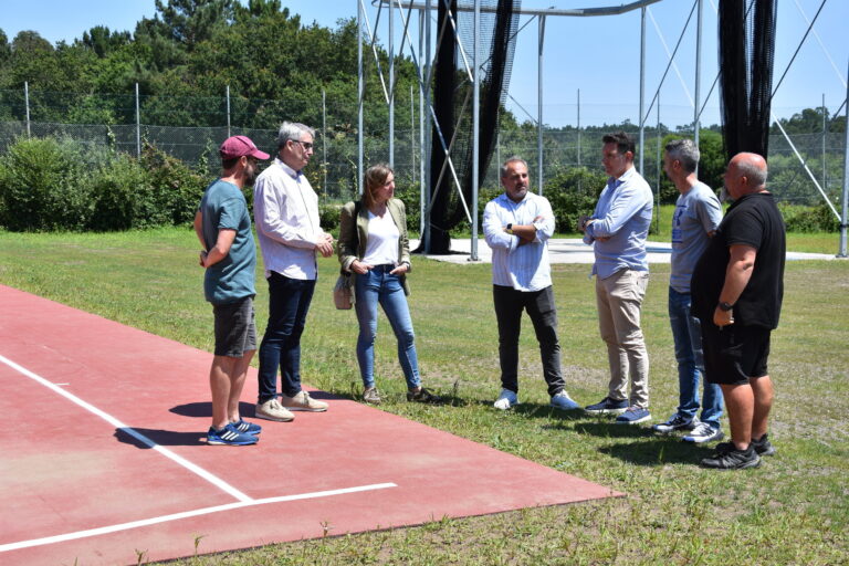 Ames estrea novo campo de atletismo en Ventín cun investimento de 247.498 euros