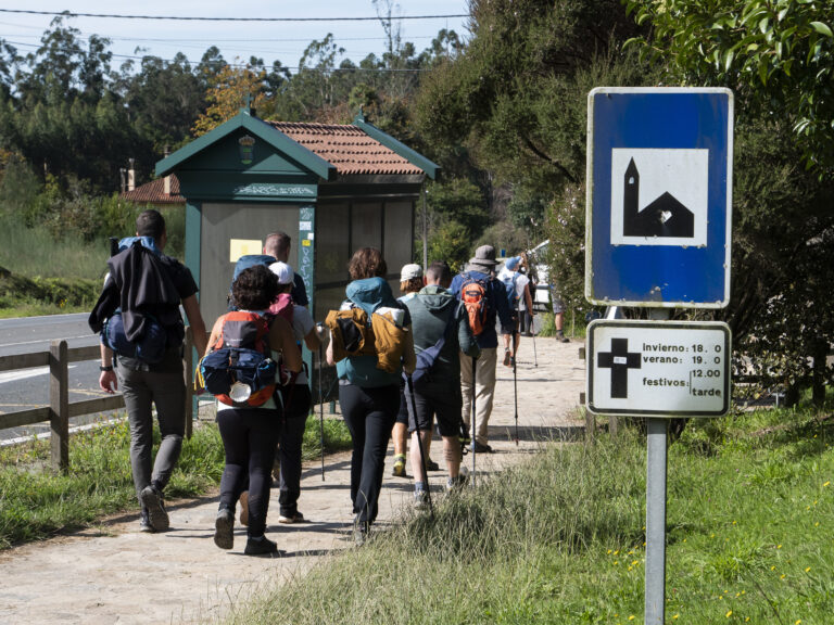 Informadores turísticos comezarán desde este venres a concienciar sobre turismo respectuoso en Santiago