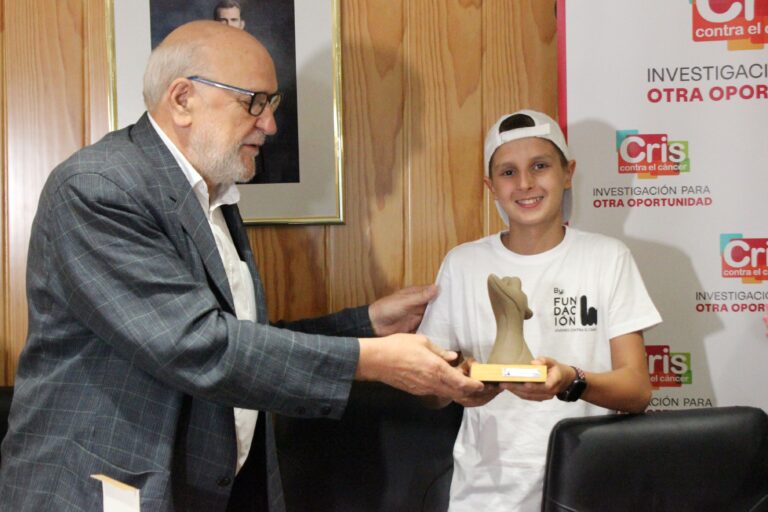 Quique comeza o seu Camiño ata Compostela pola loita contra o cancro