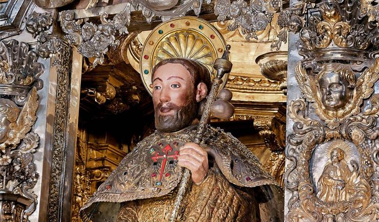 O busto de Santiago o Menor na catedral de Santiago: un misterio que espertou novas teorías