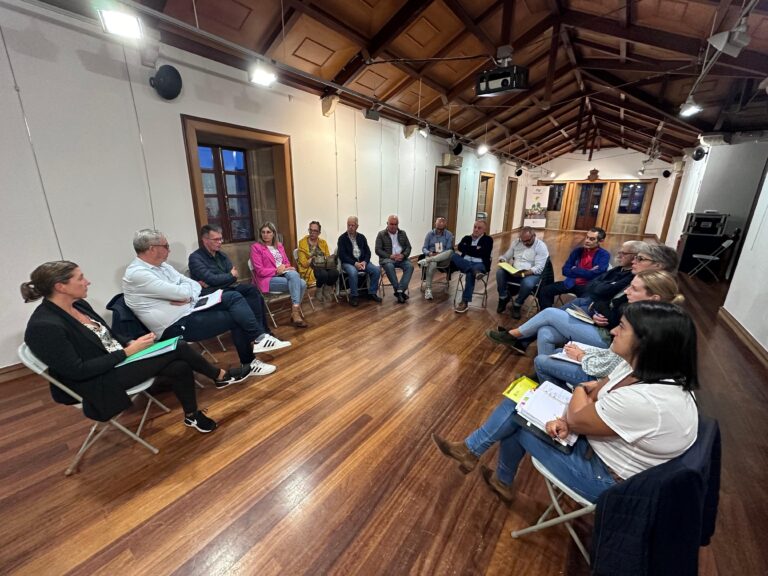 Os socialistas de Ames retoman reunións e anuncian unha homenaxe a Manolo Paz