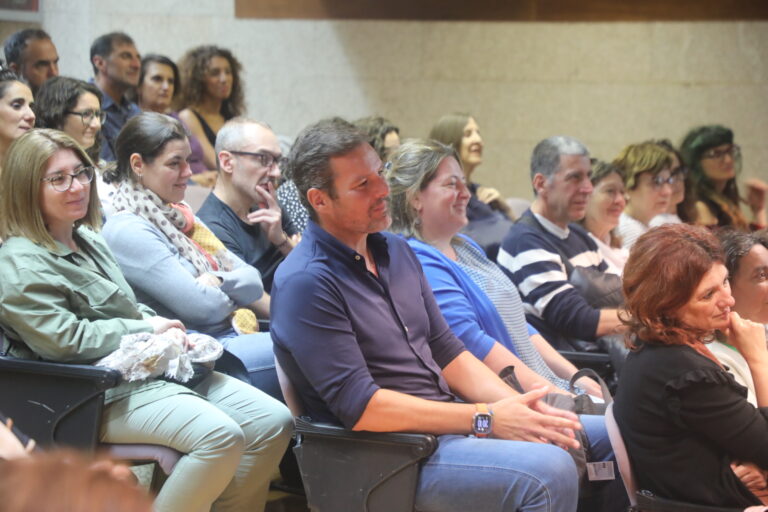 O Festival de Teatro Afeccionado Agustín Magán comeza coa obra “Entrañas negras” en Santiago