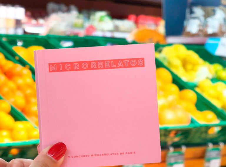 Gadis distribúe gratuitamente un libro cos 95 microrrelatos finalistas do seu concurso