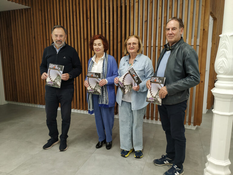 A Asociación FONSECA expón as súas reivindicacións para a mellora da cidade histórica de Santiago