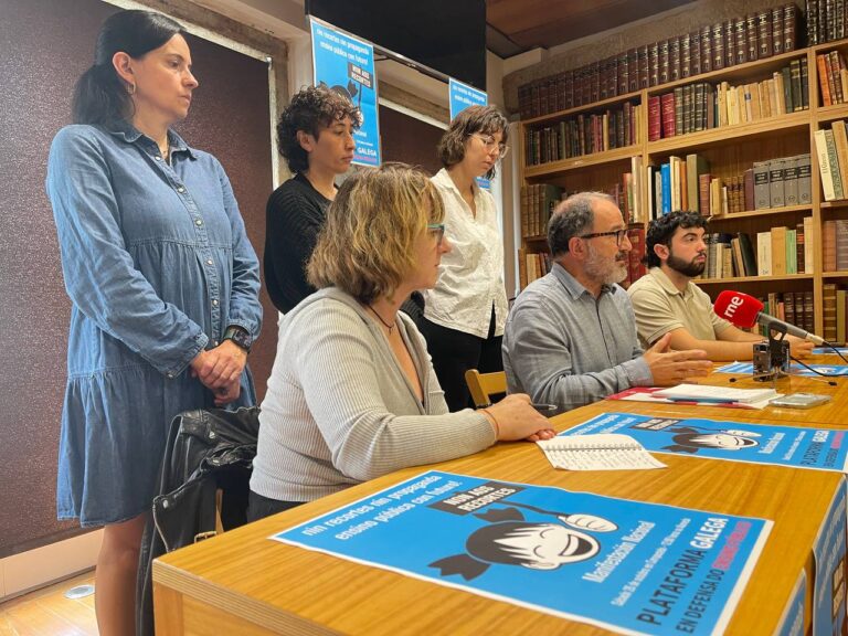 A Plataforma Galega en Defensa do Ensino Público convoca unha manifestación contra os recortes o 26 de outubro