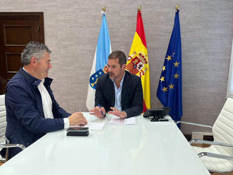 O alcalde de Boqueixón analiza con Cultura a declaración do Pico Sacro como Ben de Interese Cultural