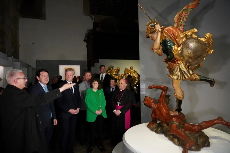 A exposición ‘As Idades do Home’ atrae 125.000 visitantes en Santiago e Villafranca del Bierzo