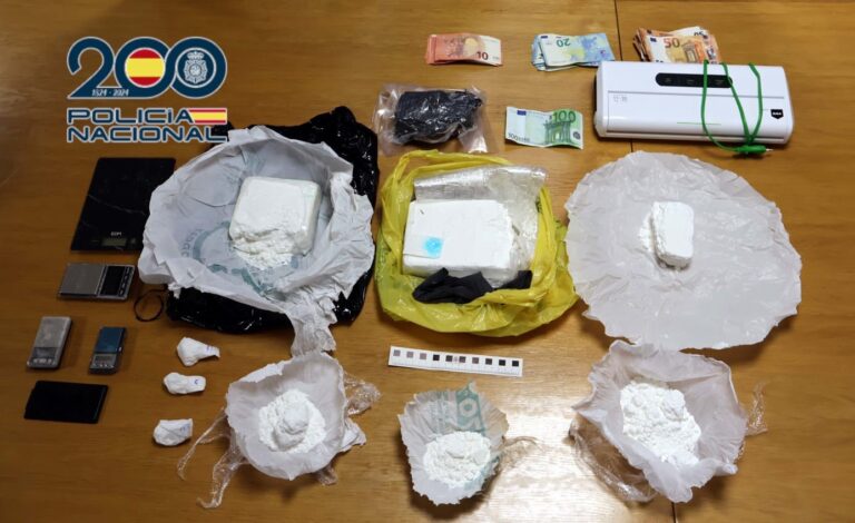 Desarticulan unha organización que distribuía cocaína en Santiago e outros puntos de Galicia, con catro detidos