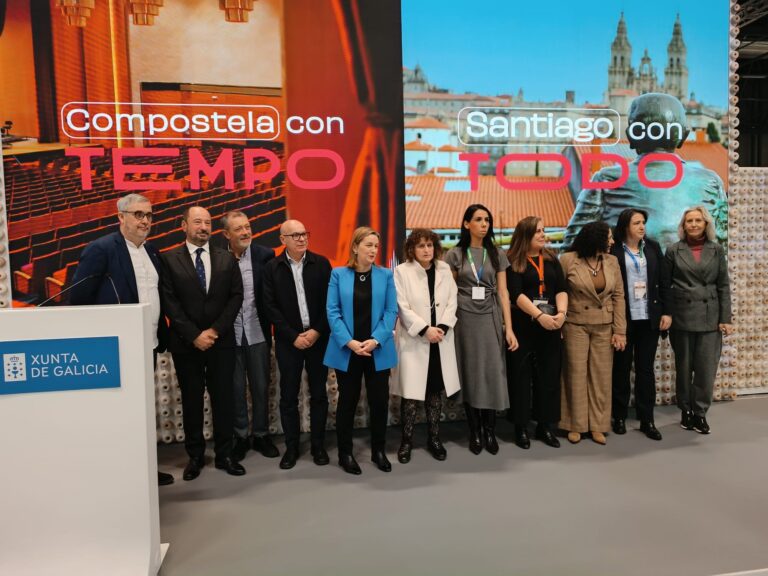 Santiago aposta en Fitur por recuperar o concepto de “planificar a viaxe” e coñecer a cidade “con tempo”