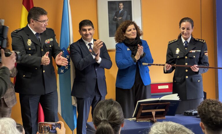 Nuria Palacios asume o mando como nova comisaria de Santiago