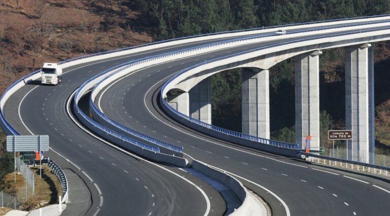 Esta semana entran en vigor o descontos nas peaxes da AP-53, entre Lalín e Santiago