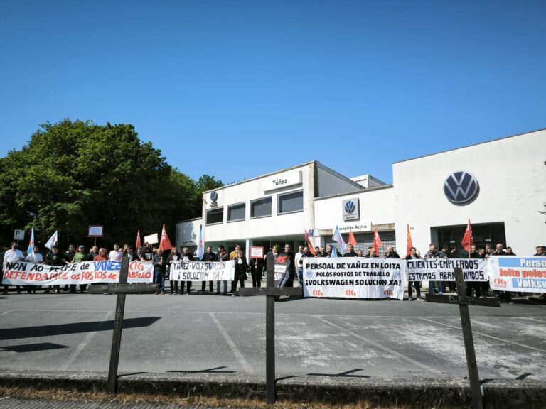 Persoal de Yáñez en folga denuncia unha situación laboral “insustentable” nos centros de Santiago, A Coruña e Ferrol