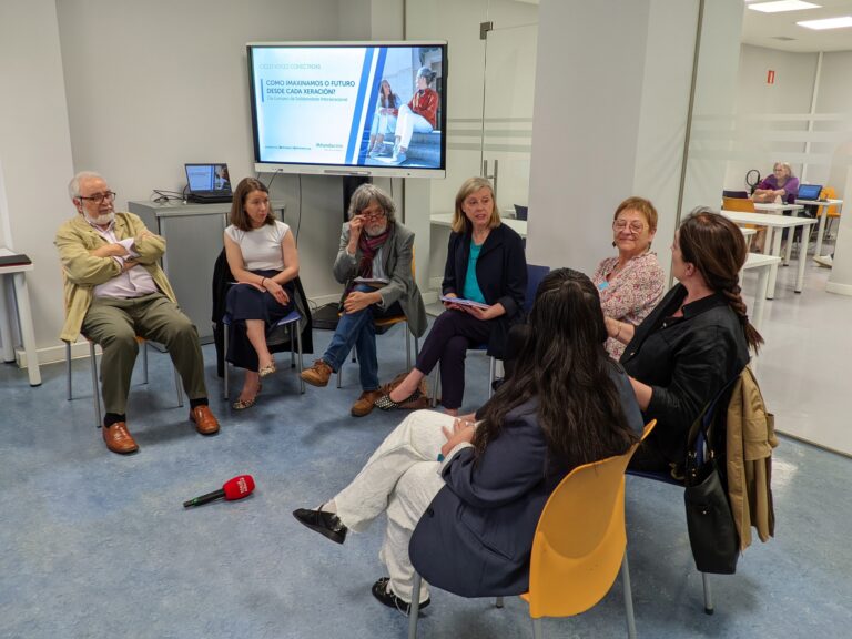 Afundación organiza un coloquio interxeracional sobre o futuro e as novas tecnoloxías