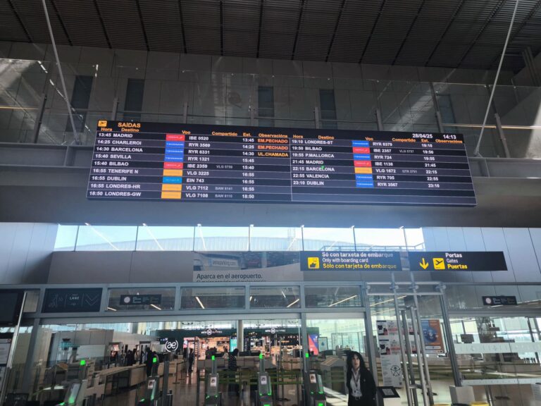 UCIN Galicia denuncia a perda de conexións internacionais no aeroporto de Santiago