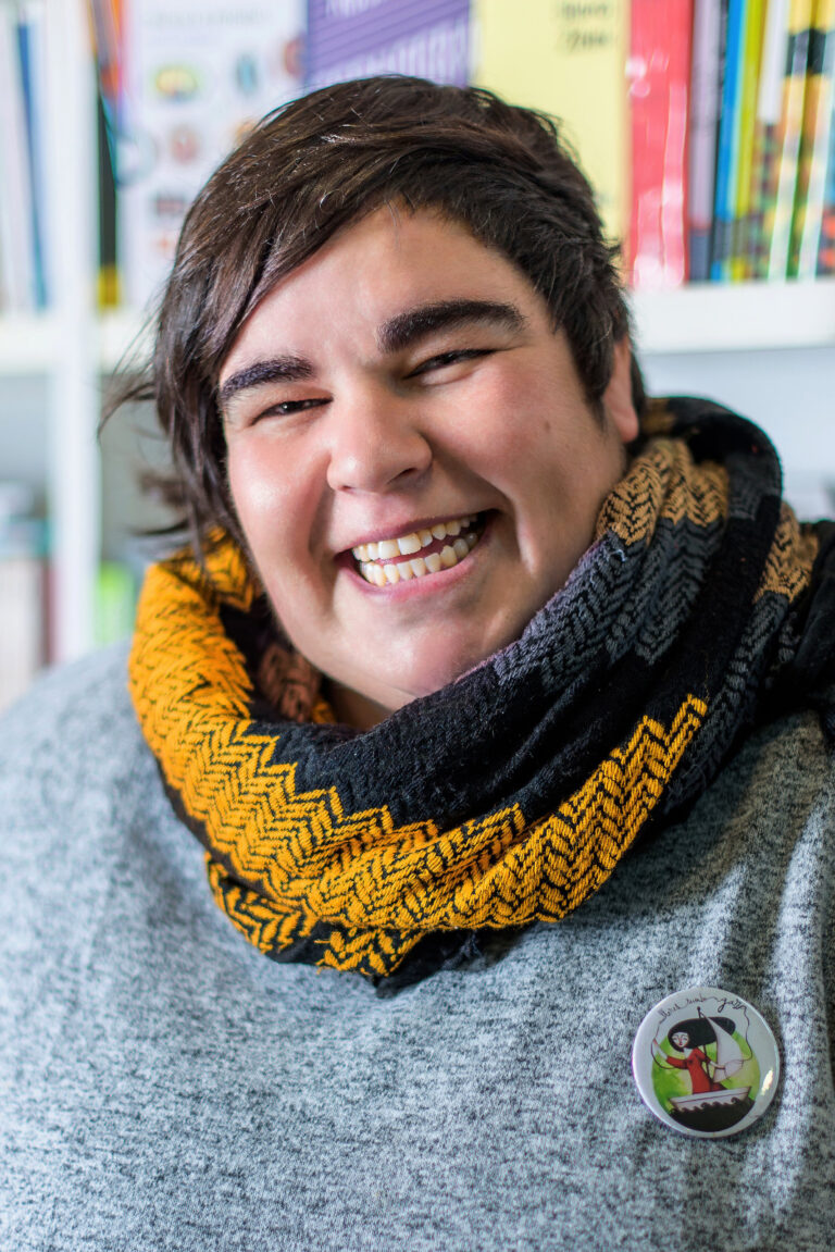 Andrea Nunes, activista transfeminista, escritora e profesora: “Ser aliada non é unha medalla, é unha práctica incómoda e necesaria”