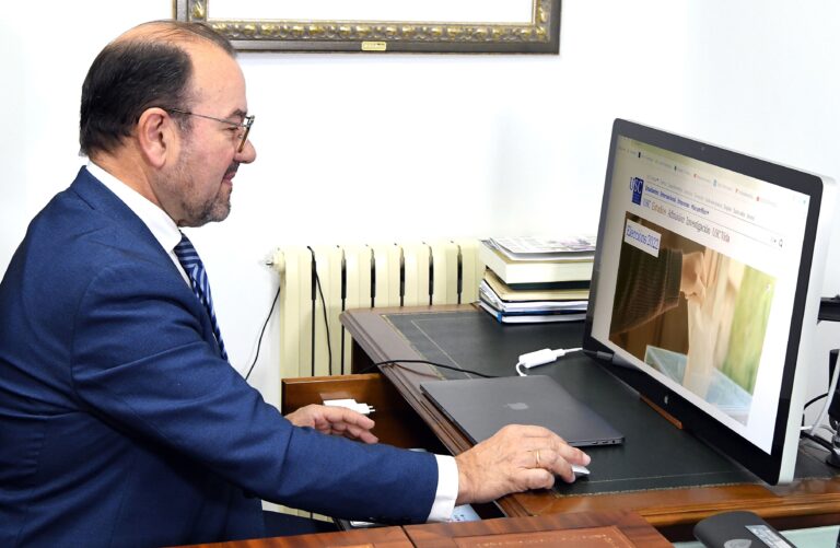 Antonio López defende o concerto do Sergas coa USC e di que poderá adaptarse se hai máis graos de Medicina