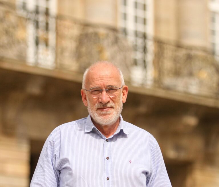 O PSOE reclama medidas urxentes para frear o colapso na mobilidade do Hospital Clínico