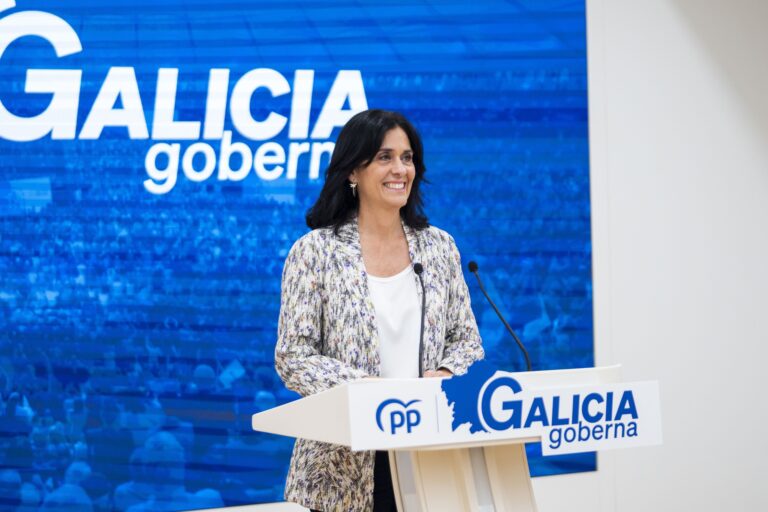 Prado (PPdeG) chancea con que o equipo de Goretti “colle nun coche” e augura que Verea será o próximo alcalde de Santiago