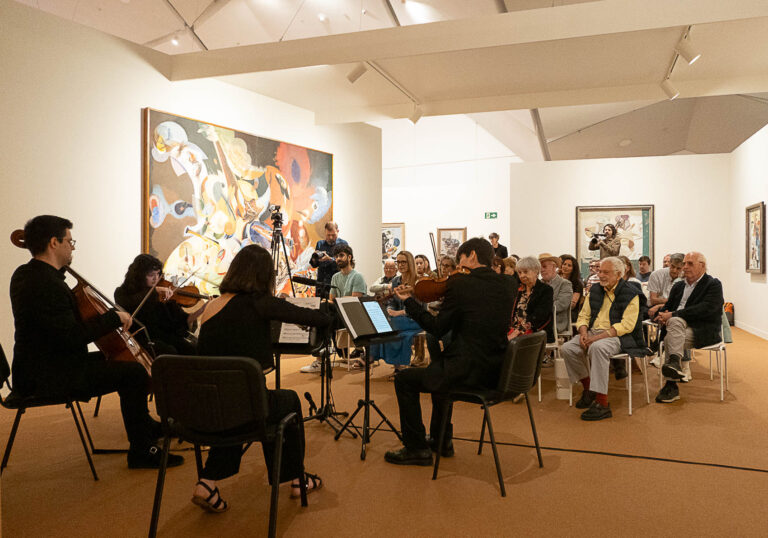 A Cidade da Cultura despide a mostra de Rafael Úbeda cun concerto dirixido por Rogelio Groba