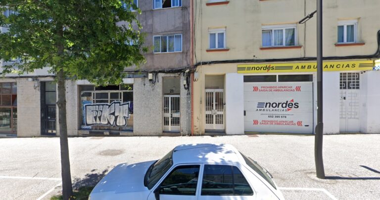 A Policía Local desaloxa un piso okupado na avenida Rodríguez de Viguri sen detencións