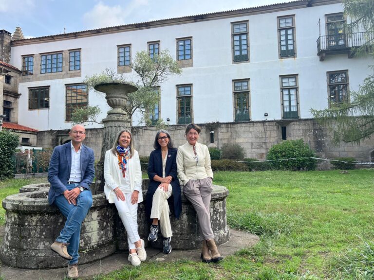 Rosón e os edís non adscritos reiteran que só apoiarían unha moción de censura se ela fose a candidata