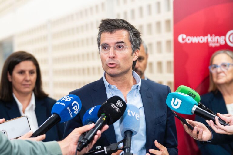 Borja Verea propón unha oficina de captación de investimentos e unha concellería específica de Industria para Santiago