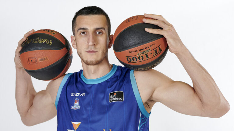 Dejan Kravic regresa ao Obradoiro para reforzar o xogo interior tras a lesión de Huskic