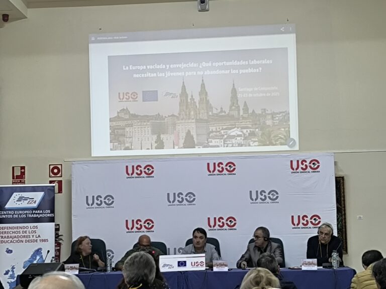 O seminario de USO e EZA en Santiago propón mellorar os servizos públicos como vía para fixar poboación nova no rural