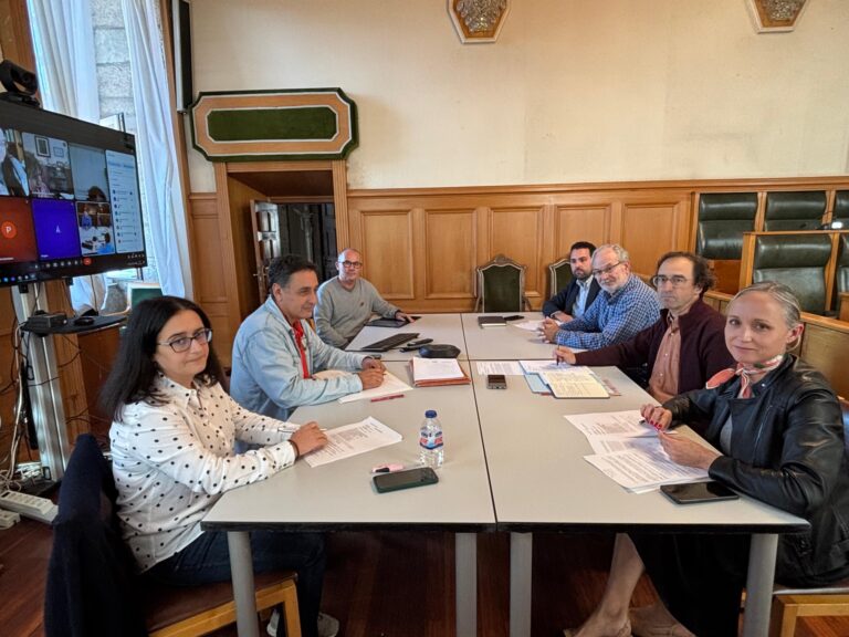 O padroado do Refuxio de Bando avala a eutanasia de tres cans perigosos por recomendación veterinaria