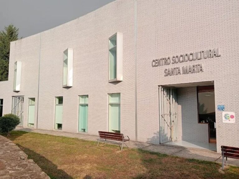 O PSOE denuncia o “desmantelamento” do servizo de actividades socioculturais en Santiago