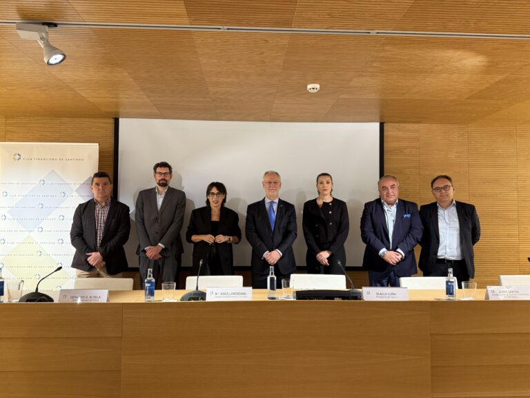 O Club Financiero de Santiago analiza o papel da excelencia e a cooperación no crecemento económico de Galicia