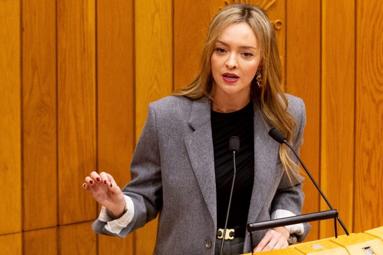 Santiago acollerá o centro para vítimas de violencia de xénero con adiccións tras rexeitalo O Porriño