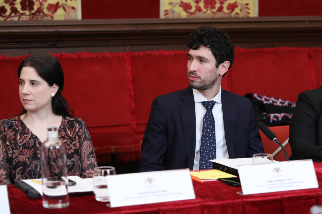 Iago Lestegás na reunión do Grupo de Cidades Patrimonio da Humanidade - Concello de Santiago