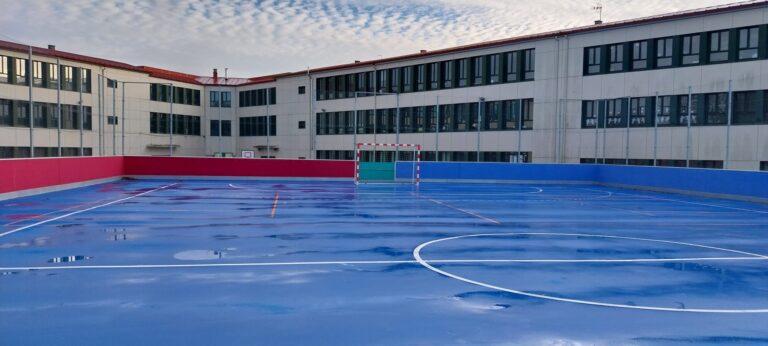 O CEIP Quiroga Palacios estrea as melloras do seu pavillón logo dun investimento próximo aos 400.000 euros