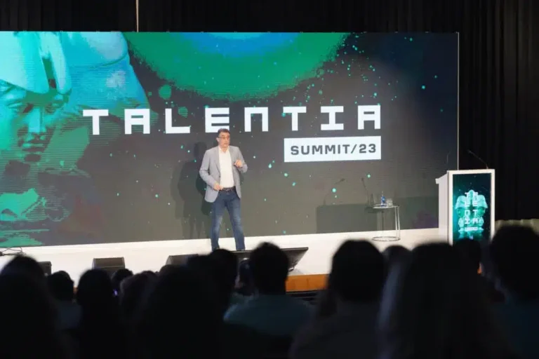 O Foro Talentia traerá a Santiago á pianista Isabel Dobarro na nova edición da Talentia Summit