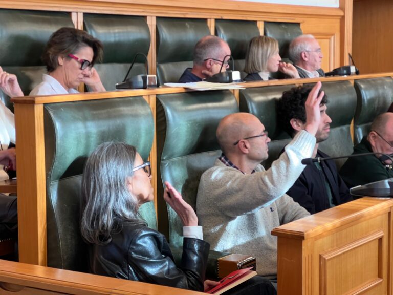 O Pleno volve rexeitar o pago do recoñecemento extraxudicial de crédito