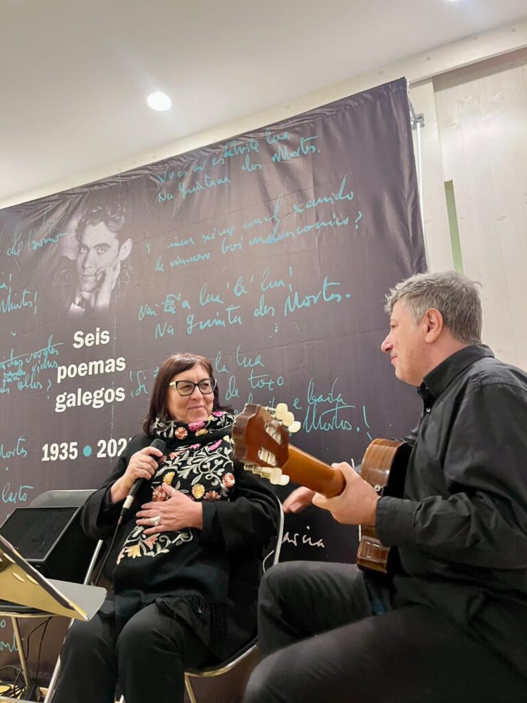 O Concello e a editorial Alvarellos renden homenaxe a Federico García Lorca e Ánxel Casal no lugar onde se imprimiu ‘Seis poemas galegos’