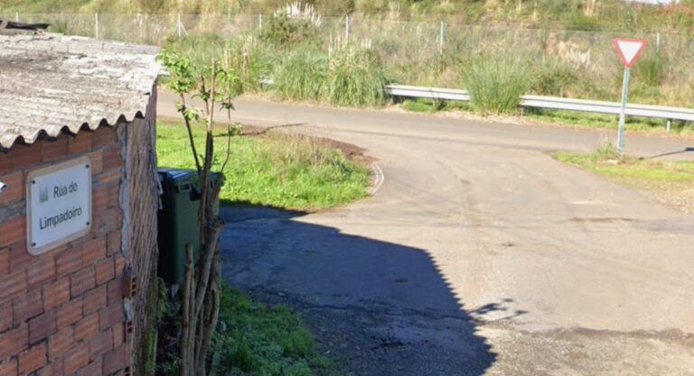 O PP traslada as demandas veciñais de Angrois tras unha reunión coa asociación do barrio