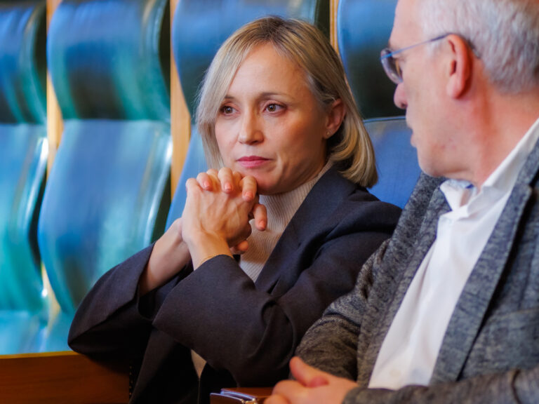 PSOE e PP critican a xestión municipal tras a renuncia de Eulen ao contrato dos centros socioculturais