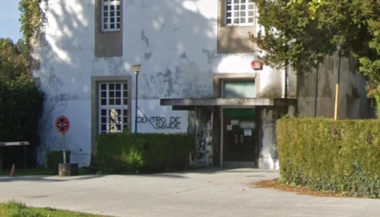 O centro de saúde de Conxo queda sen atención pediátrica diaria dende o 20 de xaneiro