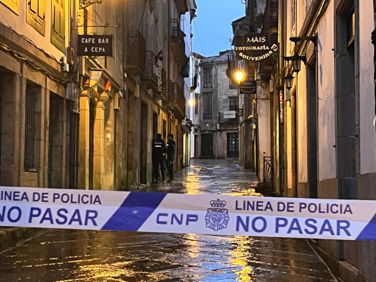 A propiedade do edificio do Escarnio e Maldizer instalará alarmas e contratará un servizo de seguridade permanente