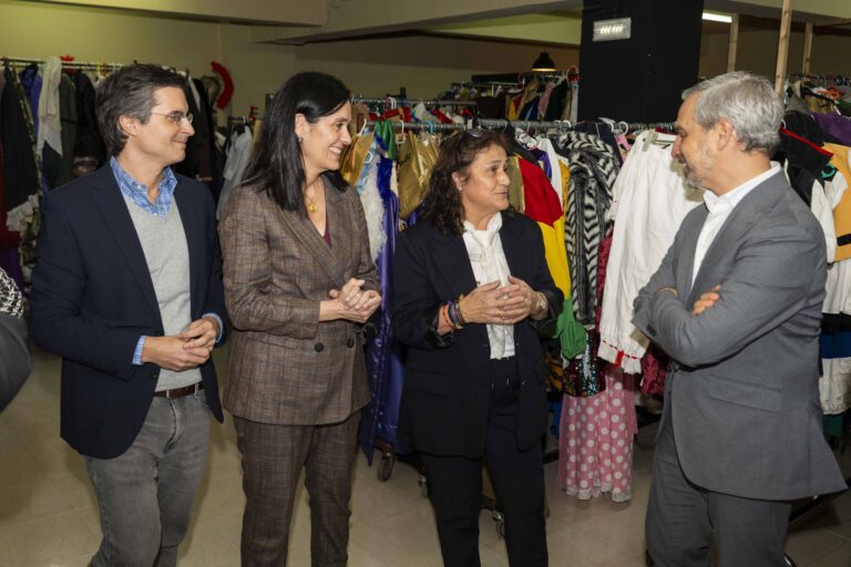 O PP sitúa o peche de 100 comercios nun ano como síntoma da situación económica de Santiago