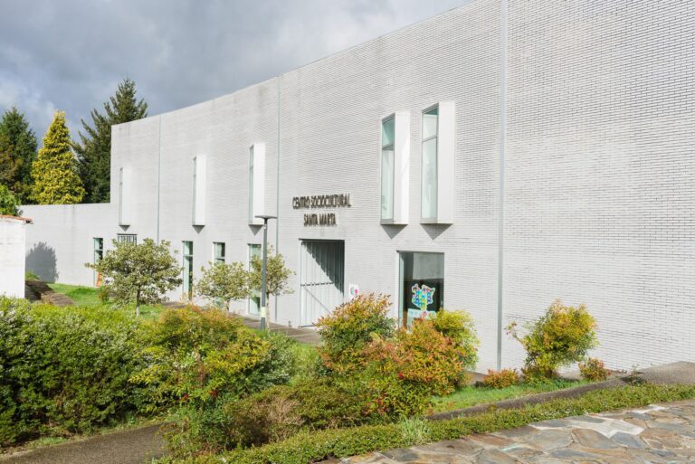 Os Ventos presenta a documentación para asumir a xestión dos centros socioculturais tras a renuncia de Eulen