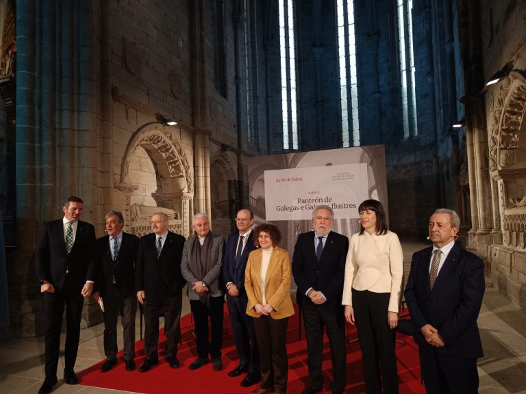 Representantes políticos e o Arcebispado apostan por impulsar o coñecemento do ‘Panteón de Galegos Ilustres’ en Santiago