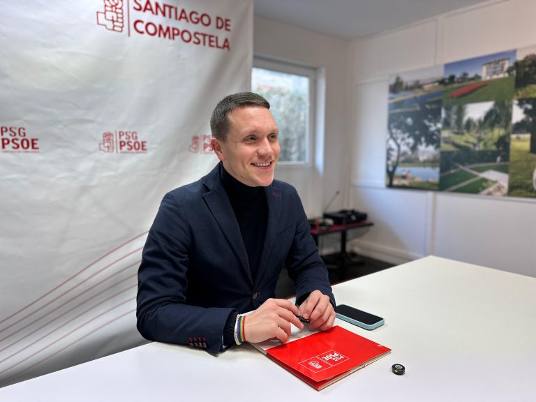 Bouza reclama á Xunta 2,4 millóns máis para o Consorcio de Santiago e critica a execución en vivenda