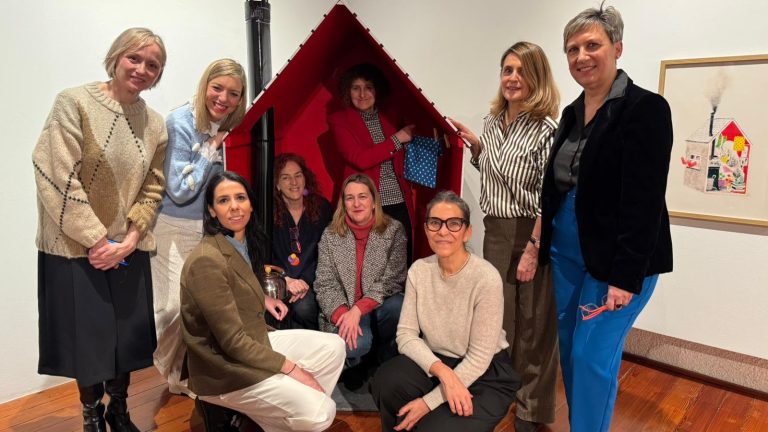 A XX edición de ‘Compostela Ilustrada’ desenvolve actividades gratuítas ata o 12 de marzo na sede de Afundación